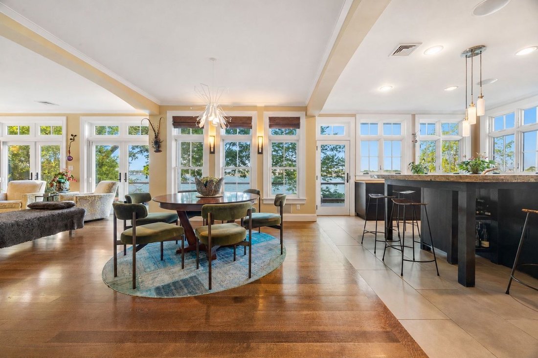 House in Quincy, Massachusetts, United States 4 - 18130484