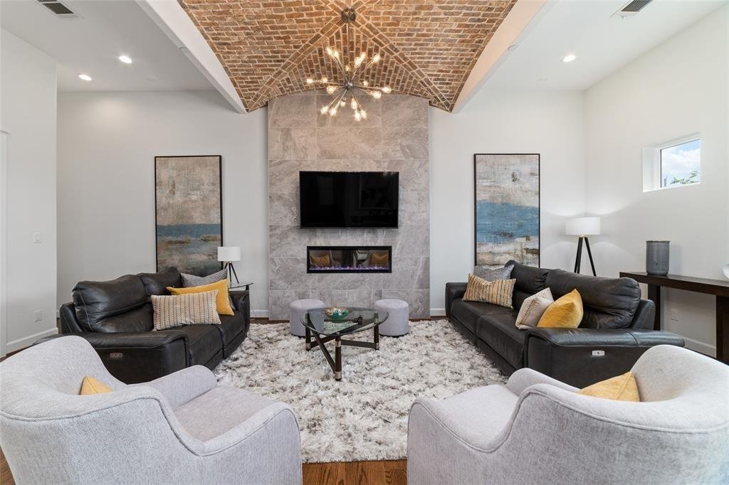 House in Houston, Texas, United States 3 - 18128148