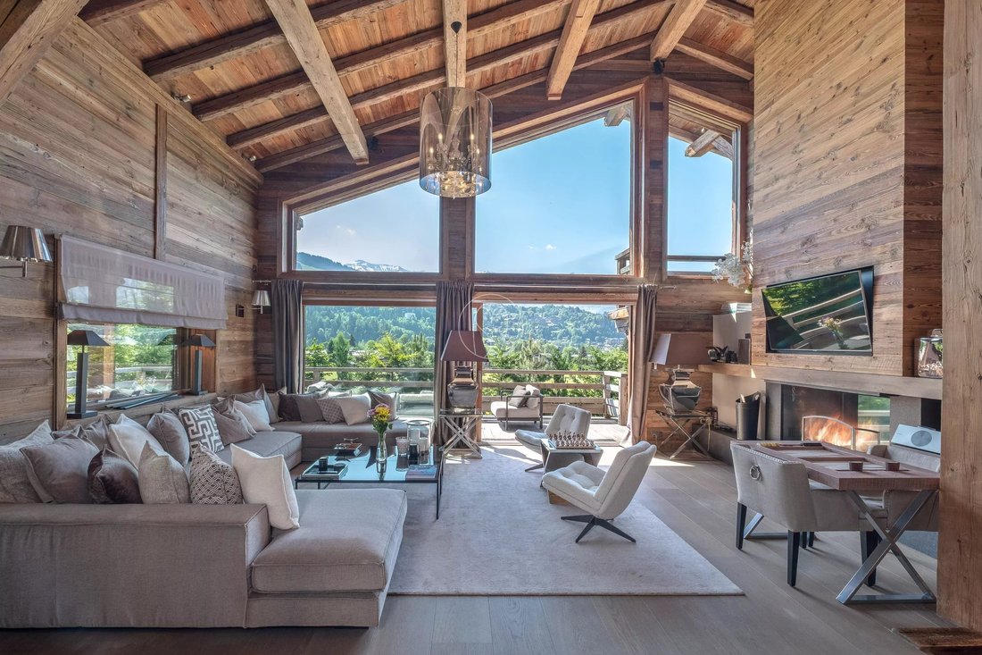 Chalet in Megève, Auvergne-Rhône-Alpes, France 2 - 18129734