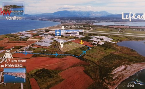 Land in Anaktorio, Peloponnese, Western Greece and the Ionian, Griechenland 1
