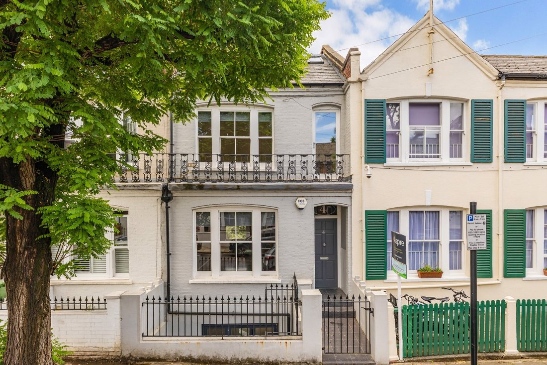 House in Walham Green, Hammersmith and Fulham, England 3 - 18127654
