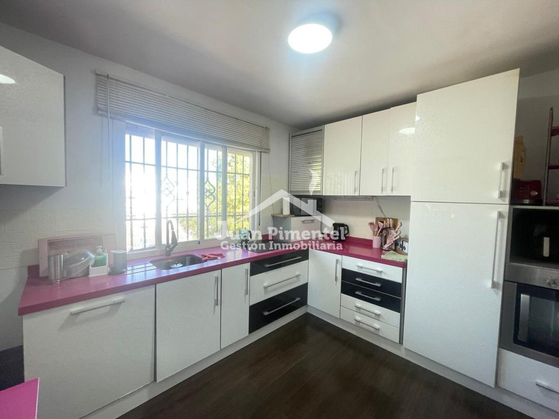 Townhouse in Estepona, Andalusia, Spain 5 - 18127573
