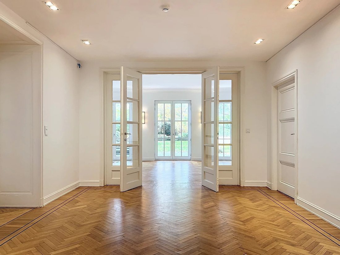 Villa in Uccle, Brussels, Belgium 3 - 18130246