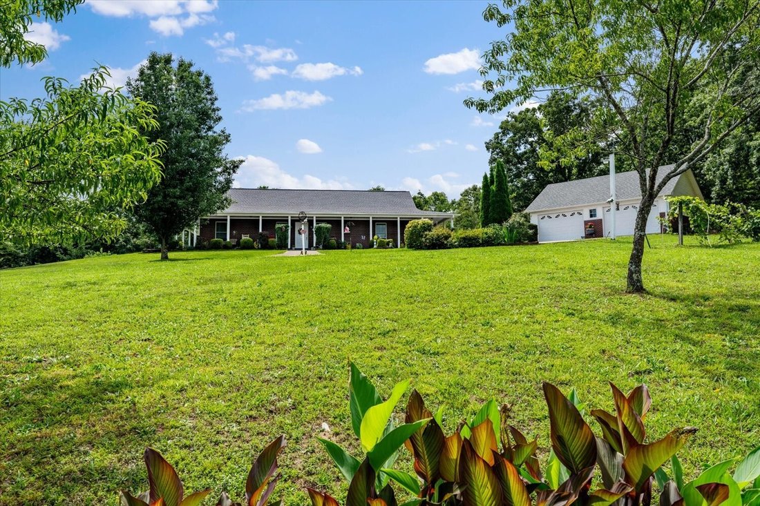House in Hohenwald, Tennessee, United States 4 - 18132319