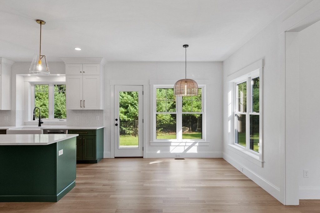 House in Littleton, Massachusetts, United States 4 - 18128940