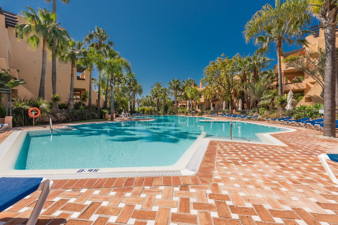 Apartment in San Pedro de Alcantara, Andalusia, Spain 1 - 18127562