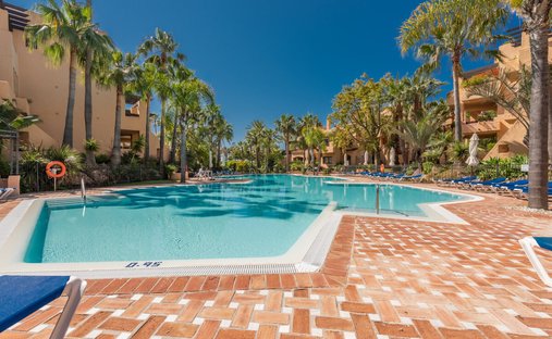 Apartment in San Pedro de Alcantara, Andalusia, Spain 1