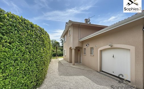 Villa en Le Coteau, Claix, Francia 1