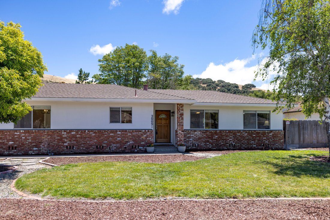 House in Salinas, California, United States 3 - 18130310