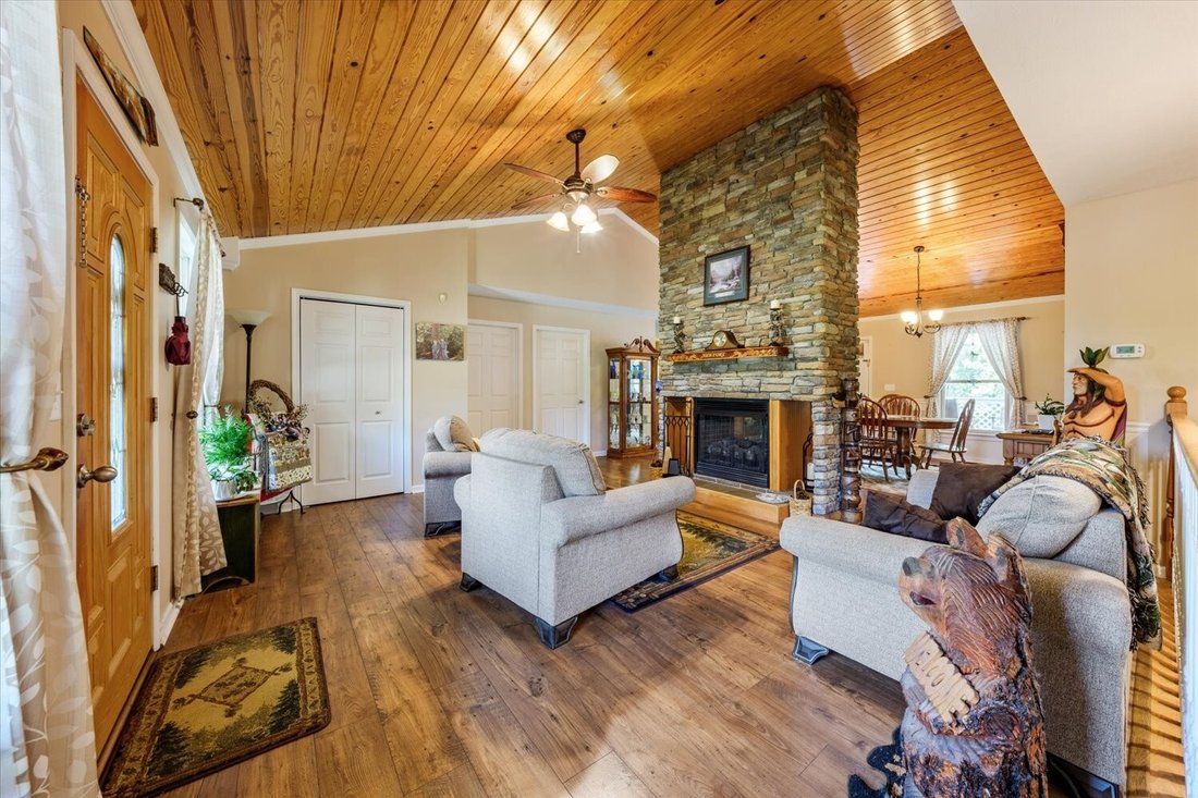 House in Hohenwald, Tennessee, United States 5 - 18132319