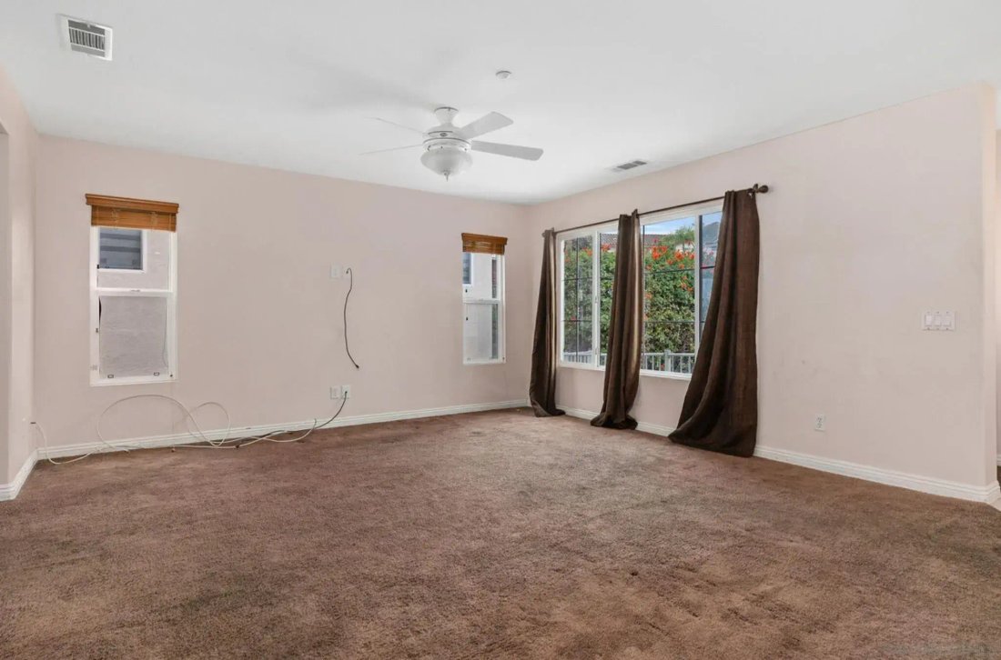 House in Spring Valley, California, United States 4 - 18021722