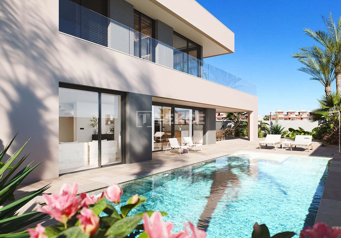 Villa in La Zenia, Orihuela, Valencian Community 2 - 18133457