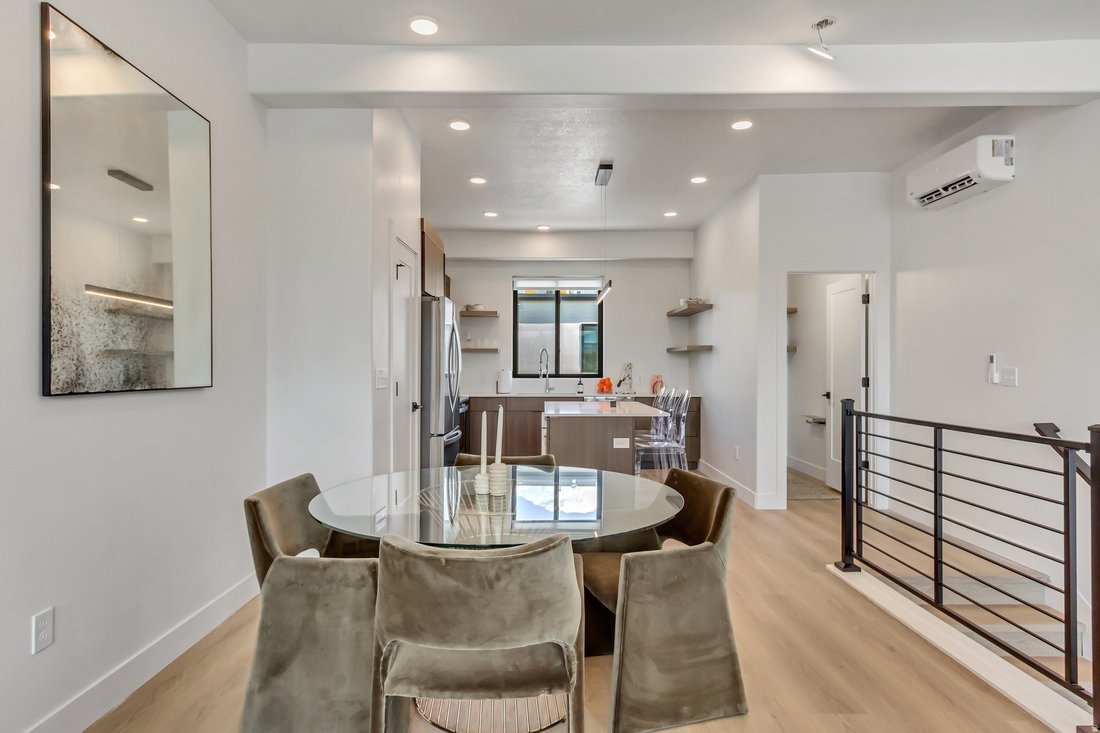 Apartment in South Salt Lake, Utah, United States 3 - 18131412
