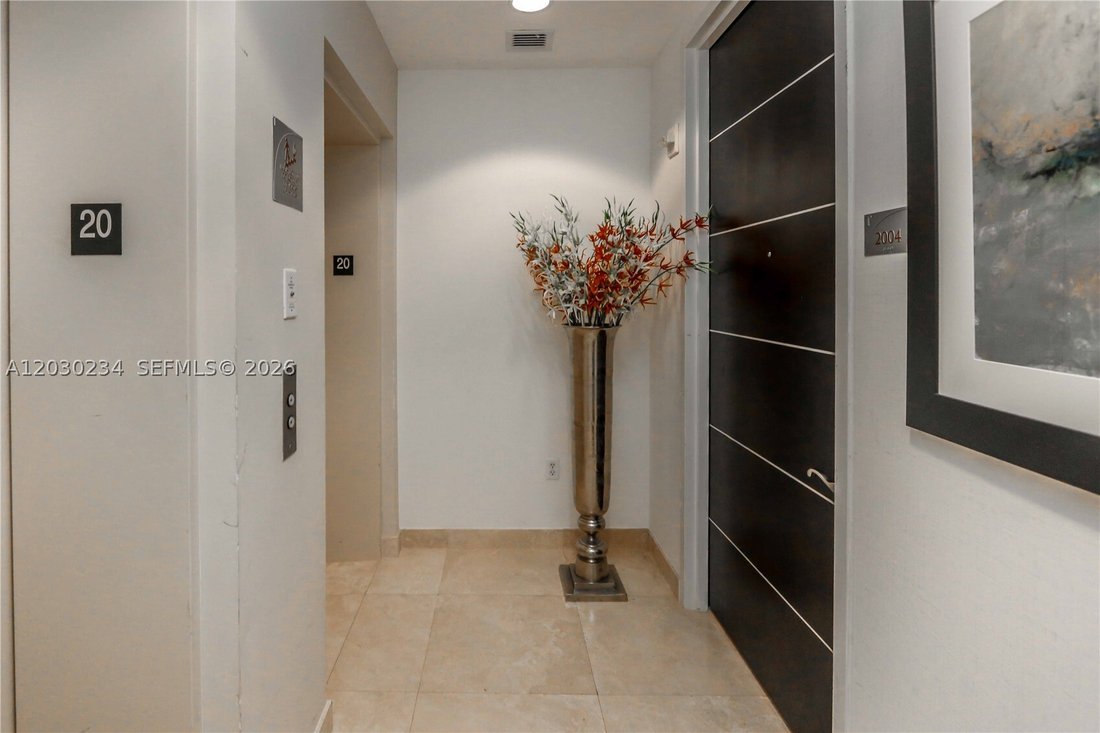 Condo in Sunny Isles Beach, Florida, United States 3 - 18074951