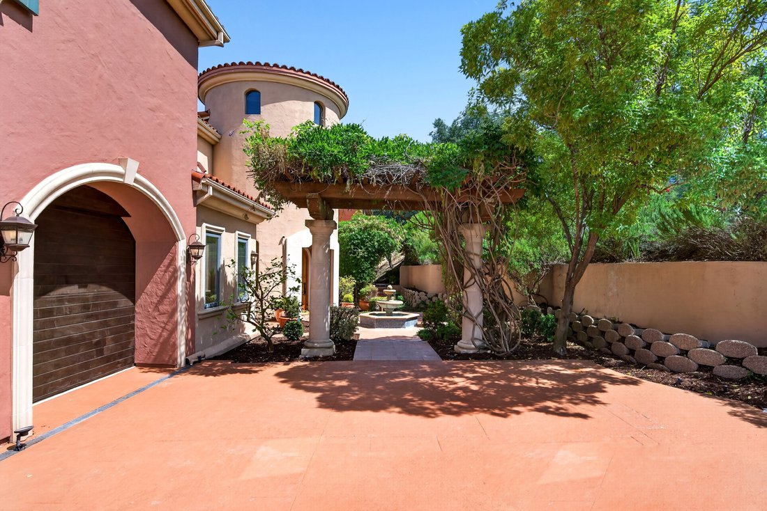 House in Alamo, California, United States 4 - 18130906