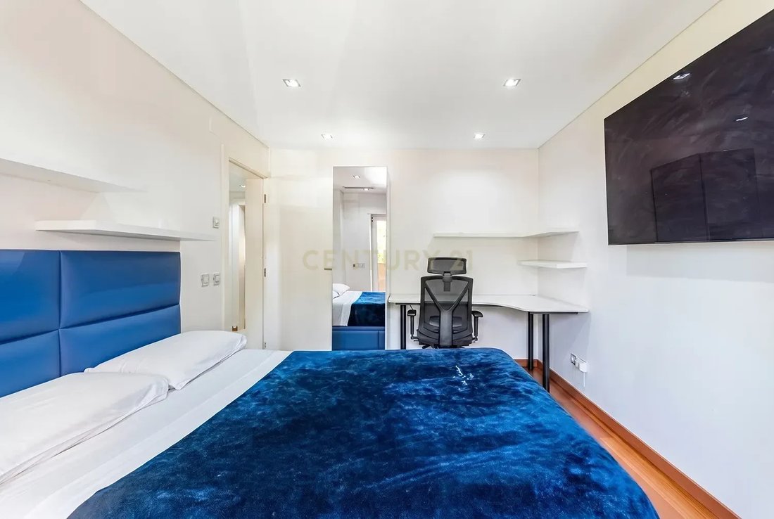 Apartment in Ramada e Canecas, Lisbon, Portugal 5 - 18133211