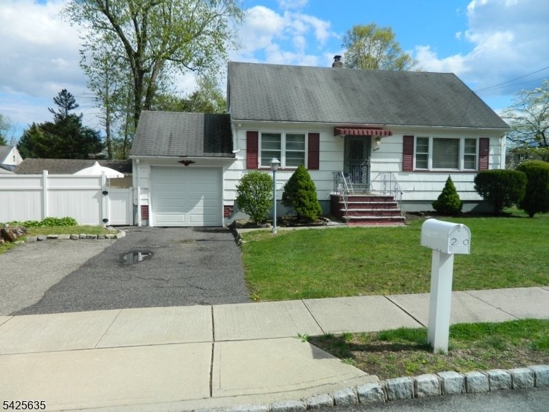 House in Caldwell, New Jersey, United States 1 - 18134098