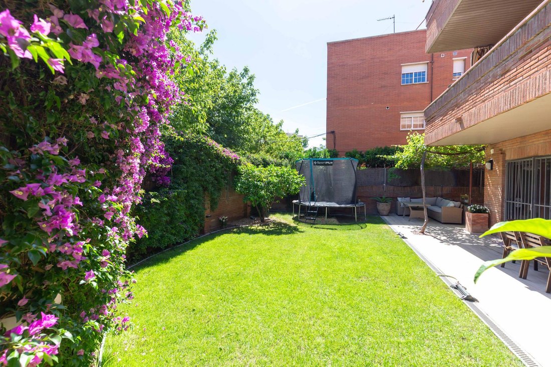 Apartment in Esplugues de Llobregat, Catalonia, Spain 2 - 18131936