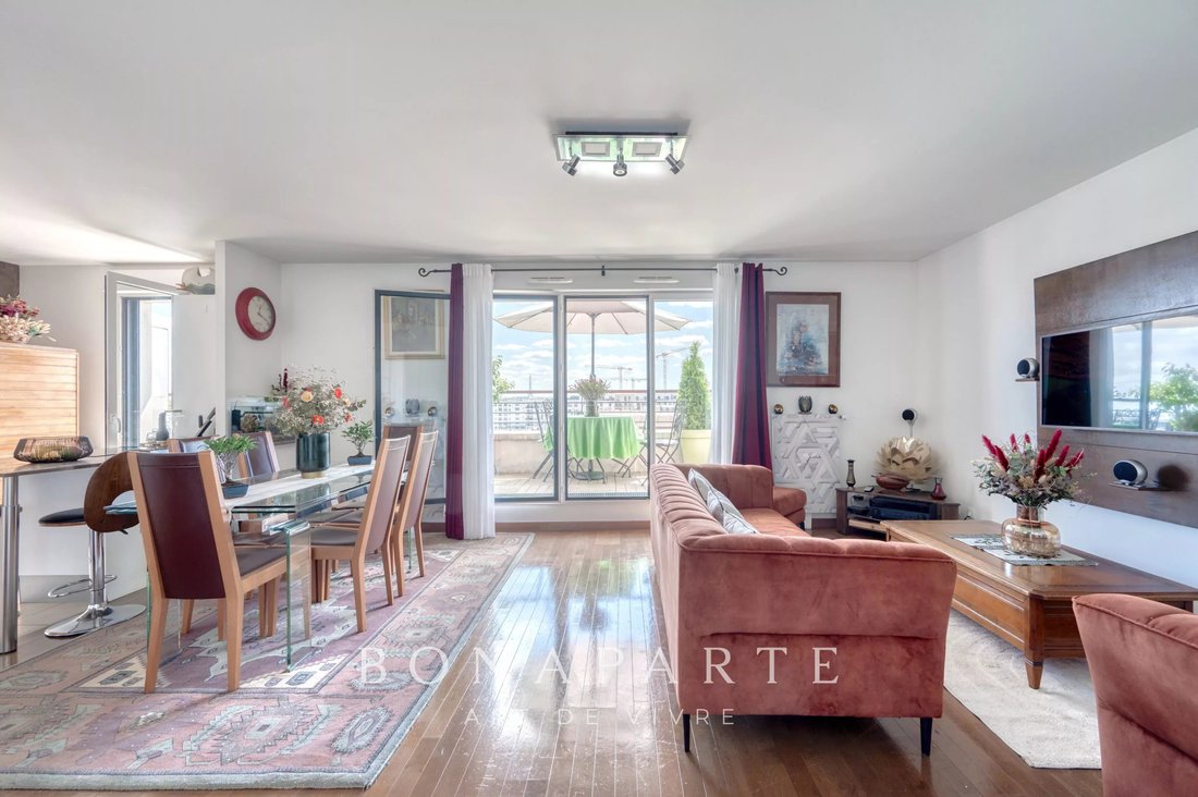Apartment in Carnot Gambetta, Suresnes, France 3 - 18130377