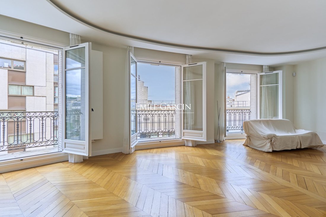 Apartment in Pereire-Malesherbes, Paris 17e Arrondissement, Paris 3 - 18130519
