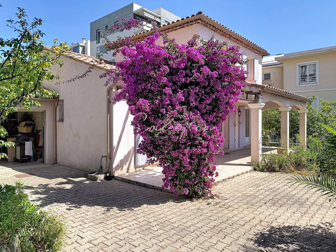 Villa in Juan les Pins-Gallice, Antibes, France 2 - 18133355