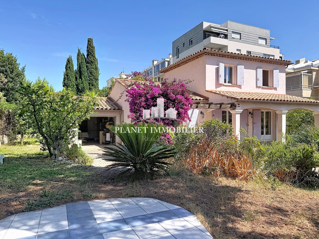 Villa in Juan les Pins-Gallice, Antibes, France 2 - 18133357
