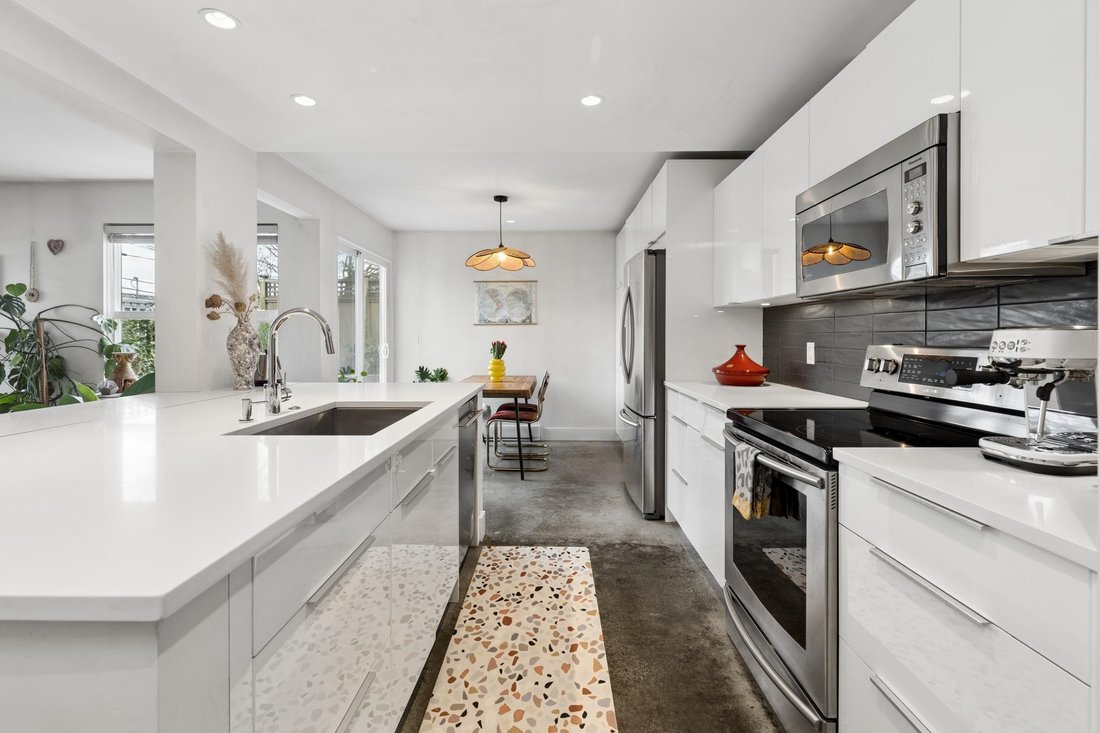 Condo in Vancouver, British Columbia, Canada 1 - 18133320