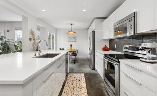 Condo in Vancouver, British Columbia, Canada 1