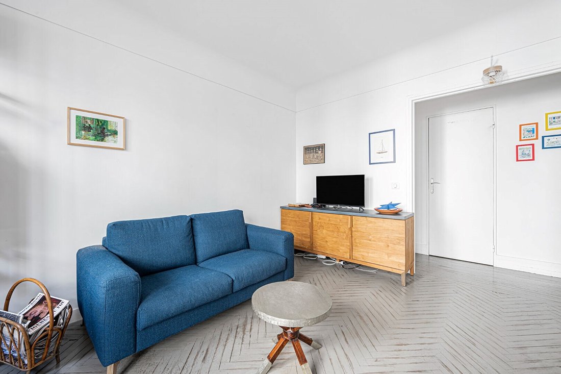 Apartment in Palais Royal, Paris 1er Arrondissement, Paris 4 - 18128069