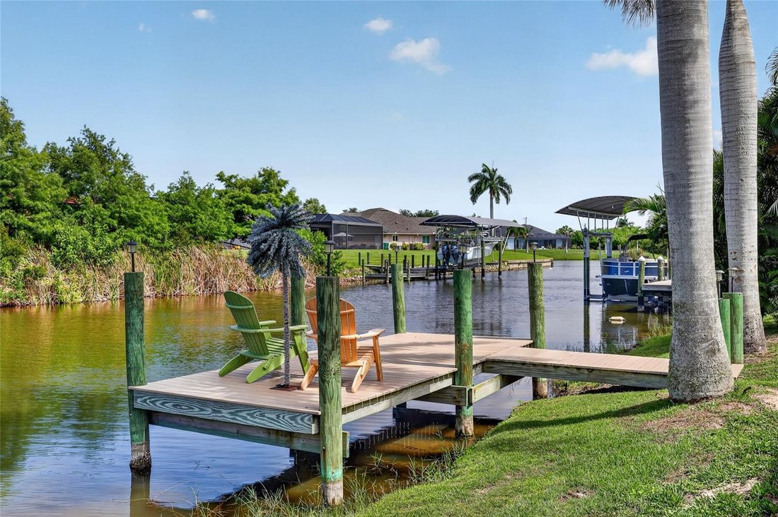 Casa a Port Charlotte, Florida, Stati Uniti 2 - 18127949