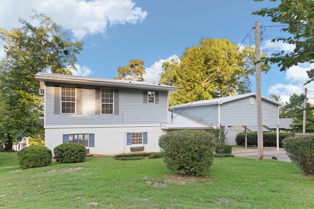 House in Gladewater, Texas, United States 3 - 18127850