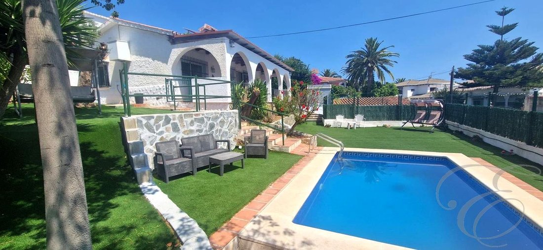 Villa in Caleta de Velez, Velez-Malaga, Andalusia 1 - 18128364