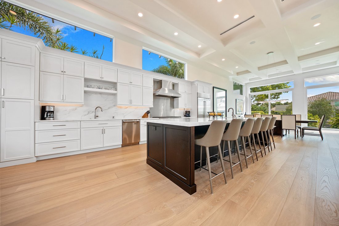 Naples, Florida, United States 3 - 17372456