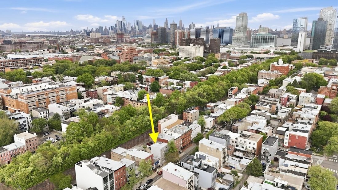 Apartment in Jersey City, New Jersey, United States 5 - 18130761