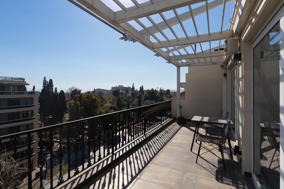 Apartment in Sunoikia Kolonakiou, 1st District of Athens, Athens 5 - 18128474