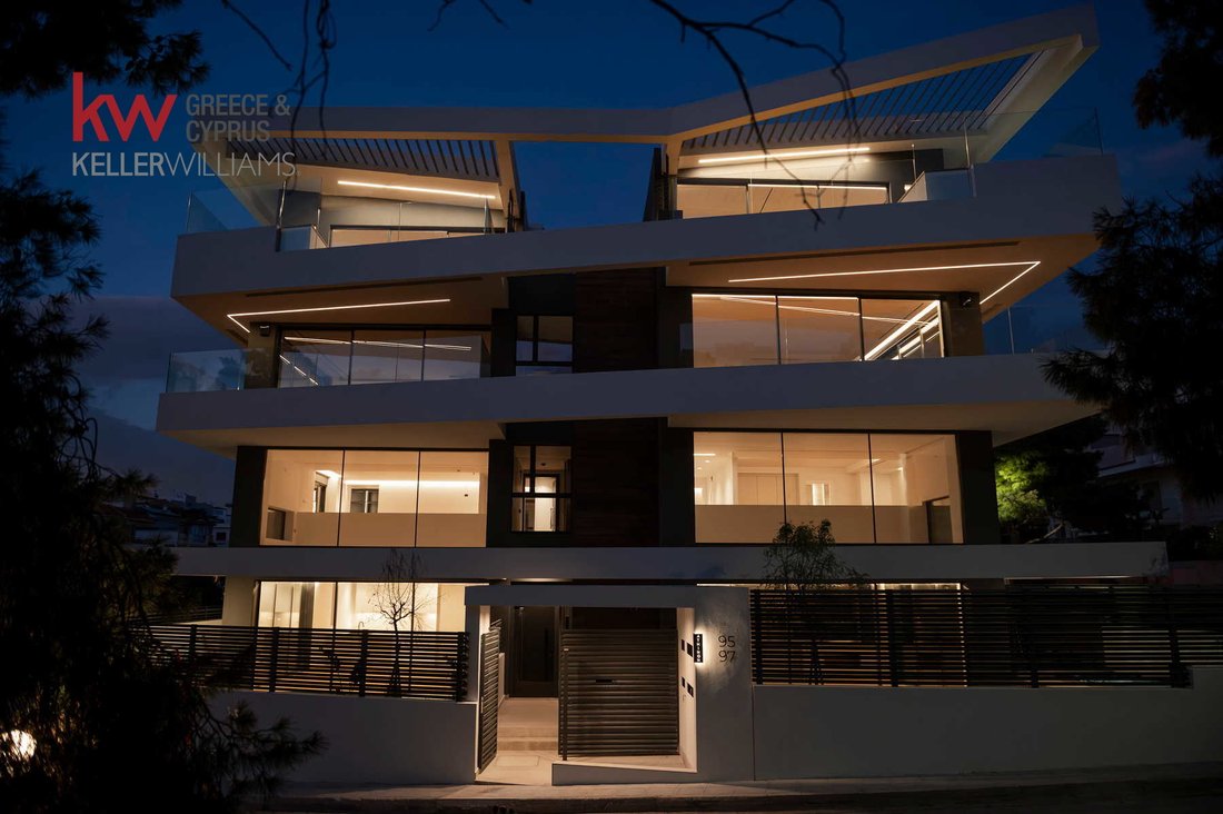 House in Vouliagmeni, Attica, Greece 1 - 18129683