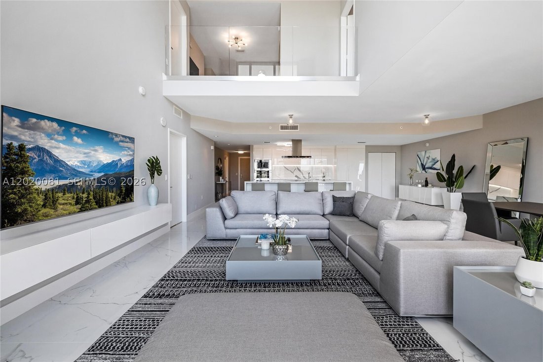 Condo in Sunny Isles Beach, Florida, United States 5 - 18132949