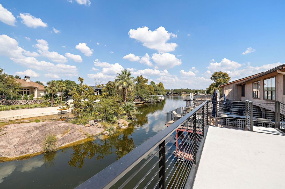 Condo in Horseshoe Bay, Texas, United States 2 - 18132980