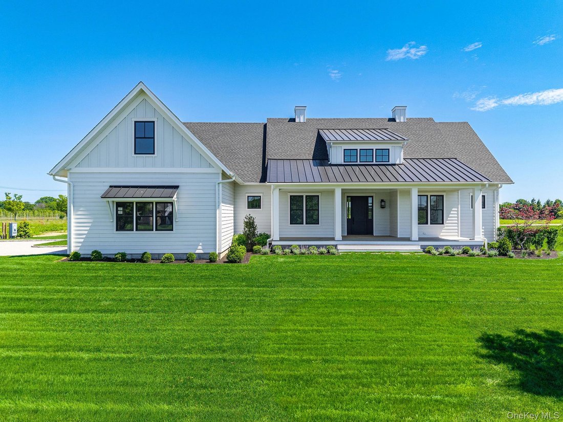 House in Calverton, New York, United States 1 - 17575033