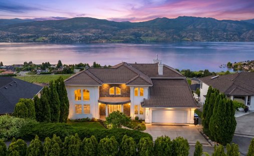 Casa en West Kelowna, Columbia Británica, Canadá 1