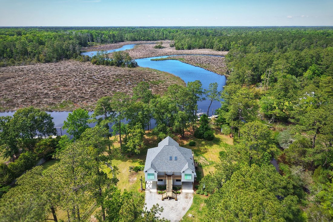 House in Grantsboro, North Carolina, United States 2 - 18130775