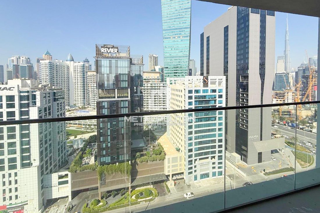 Apartment in Business Bay, Dubai, United Arab Emirates 2 - 18130418