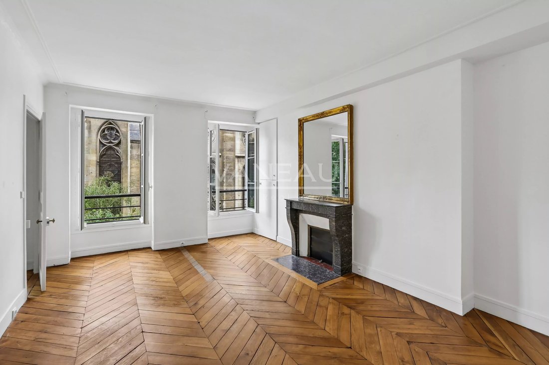 Apartment in Saint Thomas d'Aquin, Paris 7e Arrondissement, Paris 1 - 17454883