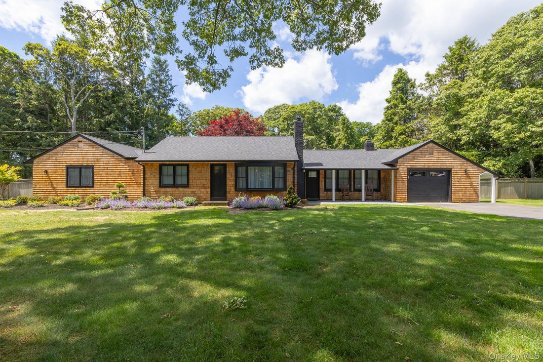 House in East Quogue, New York, United States 1 - 18127475