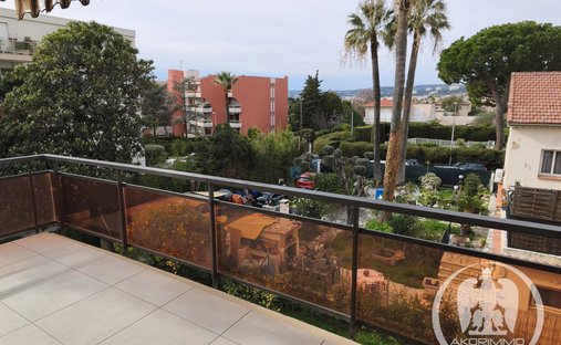 Apartment in Saint-Laurent-du-Var, Provence-Alpes-Côte d'Azur, France 1