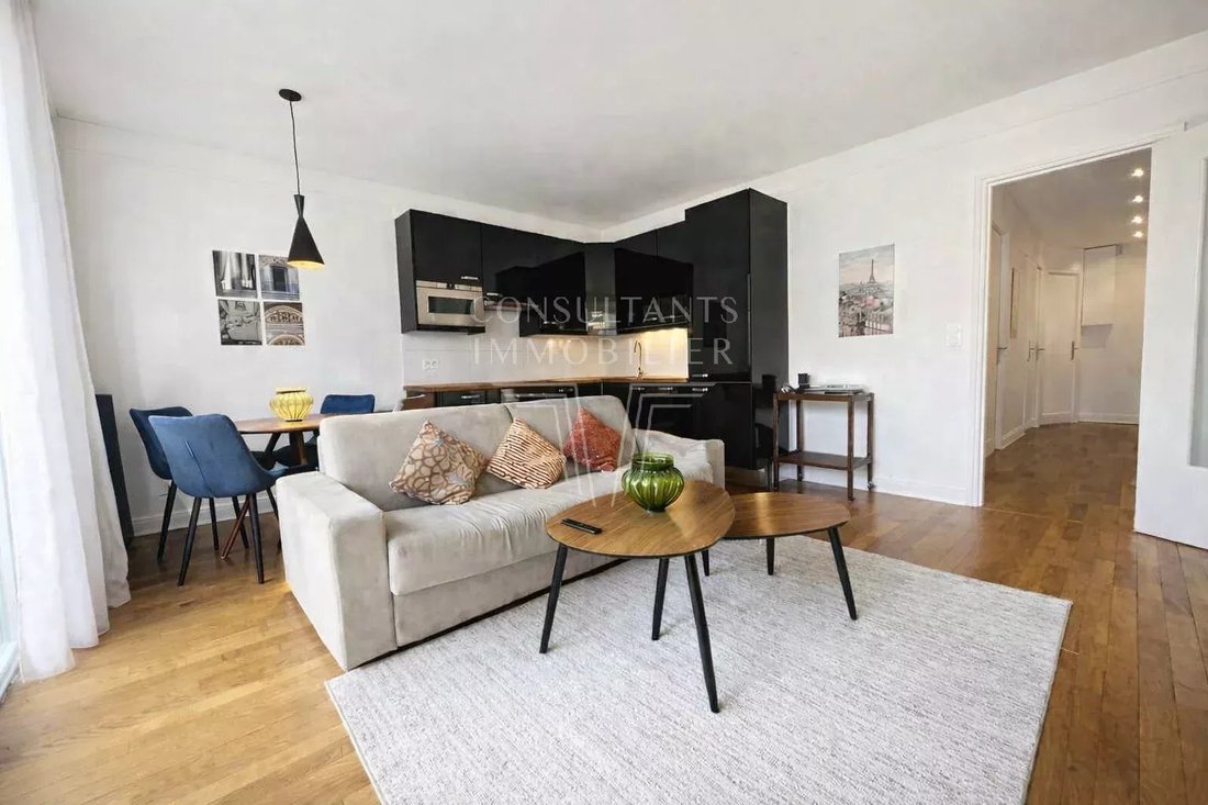 Apartment in Auteuil Nord, Paris 16e Arrondissement, Paris 3 - 18130271
