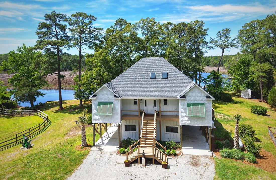 House in Grantsboro, North Carolina, United States 1 - 18130775