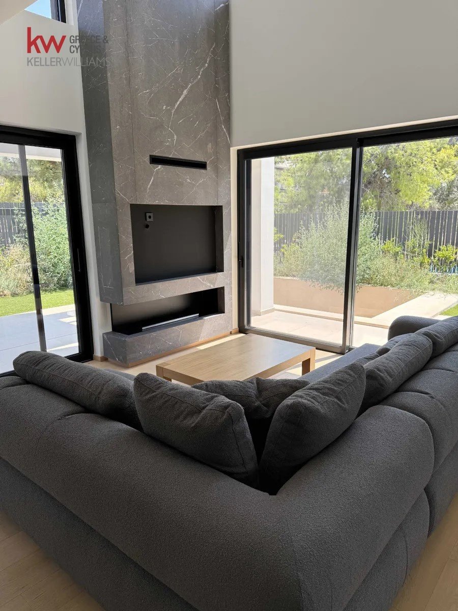 House in Glyfada, Attica, Greece 3 - 18129971