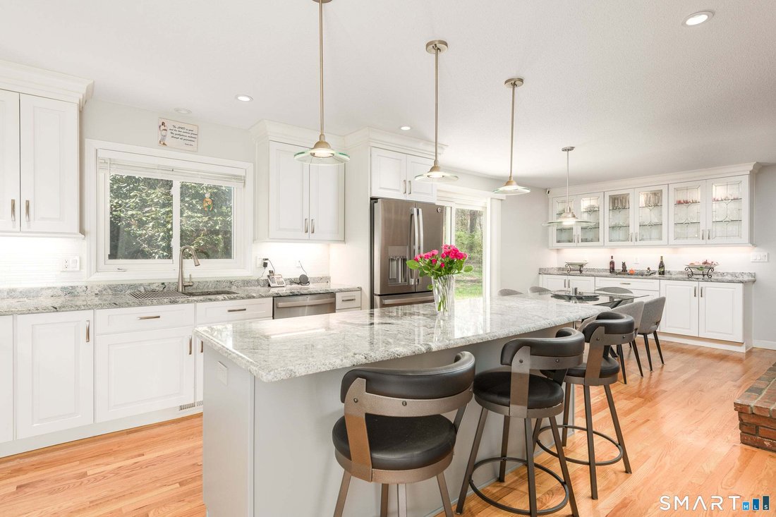 House in Ellington, Connecticut, United States 3 - 18131181