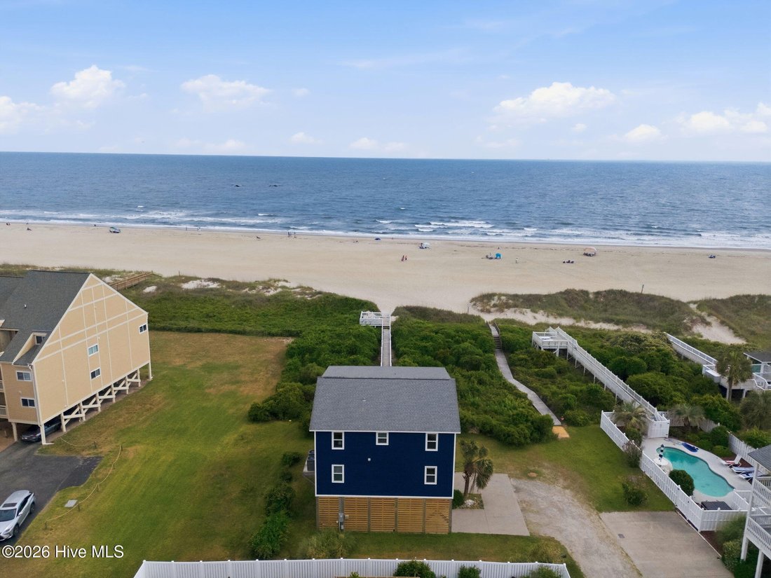 House in Oak Island, North Carolina, United States 3 - 18127959